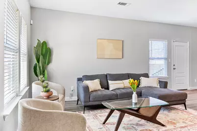 3906 Hancock Street, Dallas, TX 75210 - Photo 3