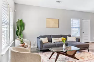 3906 Hancock St, Dallas, TX 75210 - Photo 3