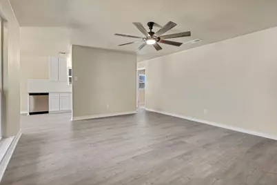 4424 Tiptop Street, Haltom City, TX 76117 - Photo 17