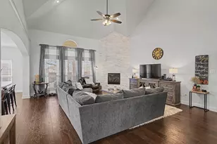 3409 Florence Dr, Corinth, TX 76210 - Photo 9