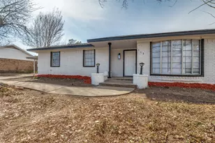 113 Brook Hollow Dr, DeSoto, TX 75115 - Photo 1