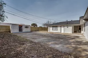 113 Brook Hollow Dr, DeSoto, TX 75115 - Photo 17