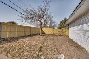 113 Brook Hollow Dr, DeSoto, TX 75115 - Photo 19