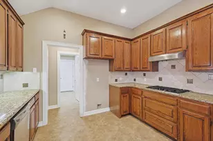 7009 Oak Hills Ct, North Richland Hills, TX 76182 - Photo 11