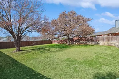 7009 Oak Hills Court, North Richland Hills, TX 76182 - Photo 29