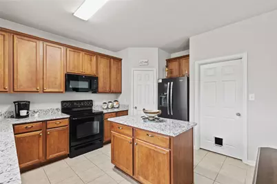 503 Creekside Drive, Princeton, TX 75407 - Photo 11