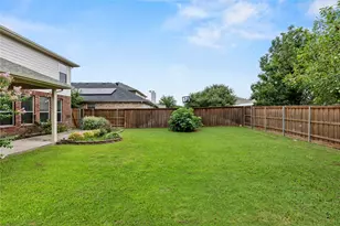 503 Creekside Dr, Princeton, TX 75407 - Photo 5