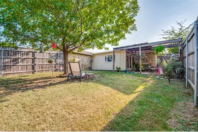 7430 Cloverglen Drive, Dallas, TX 75249 - Photo 25