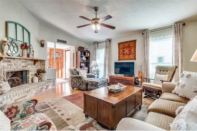 7430 Cloverglen Drive, Dallas, TX 75249 - Photo 3