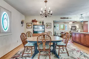 7430 Cloverglen Dr, Dallas, TX 75249 - Photo 11