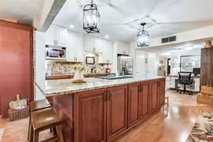 7430 Cloverglen Dr, Dallas, TX 75249 - Photo 9