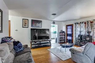 3745 Earle Dr, Haltom City, TX 76117 - Photo 3