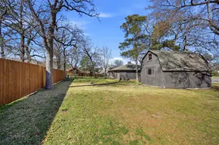 716 Kiowa Dr E, Gainesville, TX 76240 - Photo 19