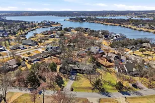 716 Kiowa Dr E, Gainesville, TX 76240 - Photo 23