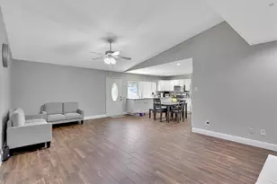 330 Nettle Dr, Garland, TX 75043 - Photo 3