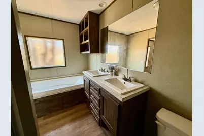 1413 Dawn Drive N, Pelican Bay, TX 76020 - Photo 17