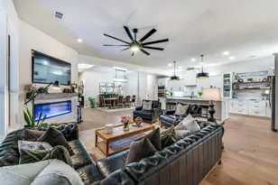 28 Clear Pond Dr, Frisco, TX 75034 - Photo 9