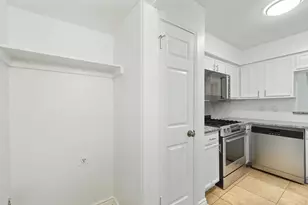 9524 Military Pkwy, Dallas, TX 75227 - Photo 11