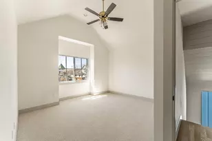 317 Travis St, Roanoke, TX 76262 - Photo 33