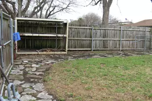 817 Miranda Dr, Mesquite, TX 75149 - Photo 9