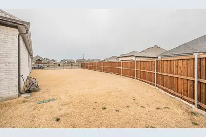 1000 Goldenrod Drive, Crowley, TX 76036 - Photo 33