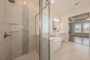 1000 Goldenrod Dr, Crowley, TX 76036 - Photo 21