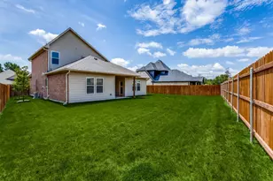 504 Ellis Place Dr, Greenville, TX 75402 - Photo 21