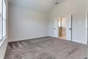 504 Ellis Place Dr, Greenville, TX 75402 - Photo 9