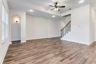 504 Ellis Place Dr, Greenville, TX 75402 - Photo 3