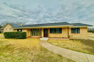 1210 E Jefferson St, Van Alstyne, TX 75495 - Photo 1