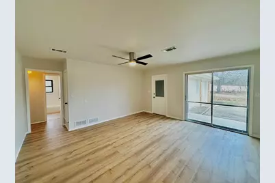 1210 E Jefferson Street, Van Alstyne, TX 75495 - Photo 9