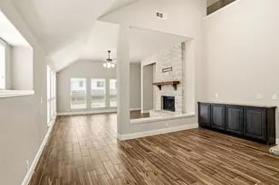 1021 Rustic Oak Wy, Burleson, TX 76028 - Photo 3