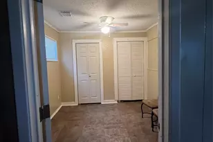 1328 E Jessamine St, Fort Worth, TX 76104 - Photo 5