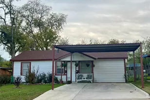 1328 E Jessamine St, Fort Worth, TX 76104 - Photo 1