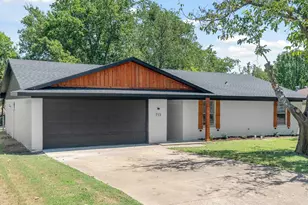 713 Hillside Dr, Sherman, TX 75090 - Photo 1