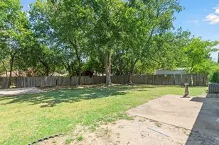 713 Hillside Dr, Sherman, TX 75090 - Photo 23