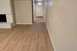 4426 Mayflower Dr, Garland, TX 75043 - Photo 3