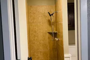 506 S Austin, Wolfe City, TX 75496 - Photo 17