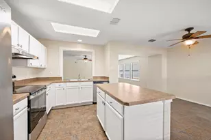 10104 Chapel Glen Ter, Fort Worth, TX 76116 - Photo 9