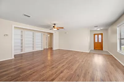 10104 Chapel Glen Terrace, Fort Worth, TX 76116 - Photo 5