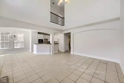 8115 Dogwood Lane, Irving, TX 75063 - Photo 9