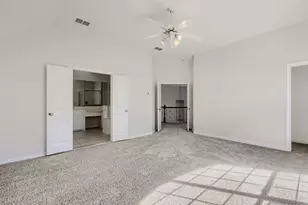 8115 Dogwood Ln, Irving, TX 75063 - Photo 5
