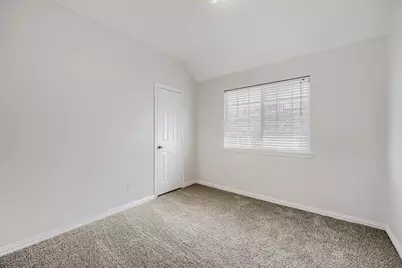 8115 Dogwood Lane, Irving, TX 75063 - Photo 21