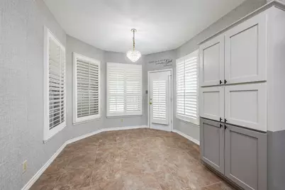 7600 Greengage Drive, Fort Worth, TX 76133 - Photo 9