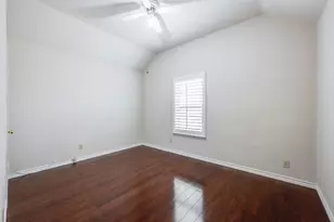 7600 Greengage Dr, Fort Worth, TX 76133 - Photo 17