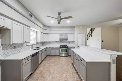 7600 Greengage Drive, Fort Worth, TX 76133 - Photo 7