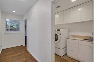 6815 Ravendale Ln, Dallas, TX 75214 - Photo 25