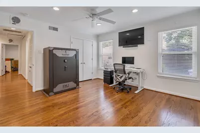 6815 Ravendale Lane, Dallas, TX 75214 - Photo 23