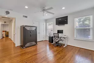 6815 Ravendale Ln, Dallas, TX 75214 - Photo 23