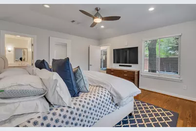 6815 Ravendale Lane, Dallas, TX 75214 - Photo 15